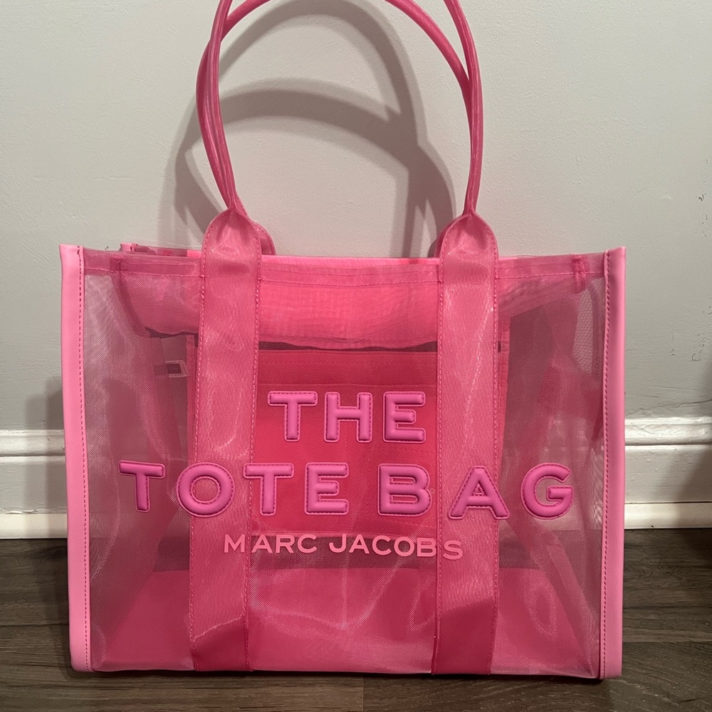 Marc Jacobs Large Pink Mesh Tote Bag - Picture 3 of 8